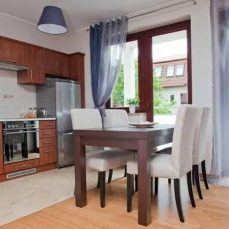 Molo Apartment *